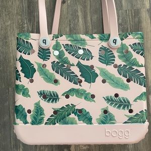 Bogg Bag Palm